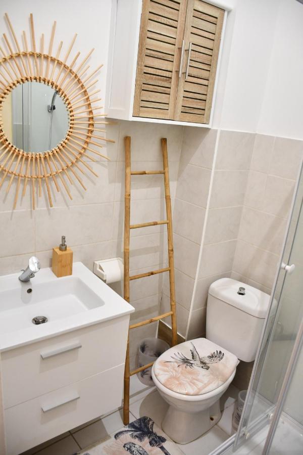 Le Cabanon H24,Atypique,Cosy,Port,Plage,Wifi,Netflix ラ・セーヌ・シュル・メール エクステリア 写真